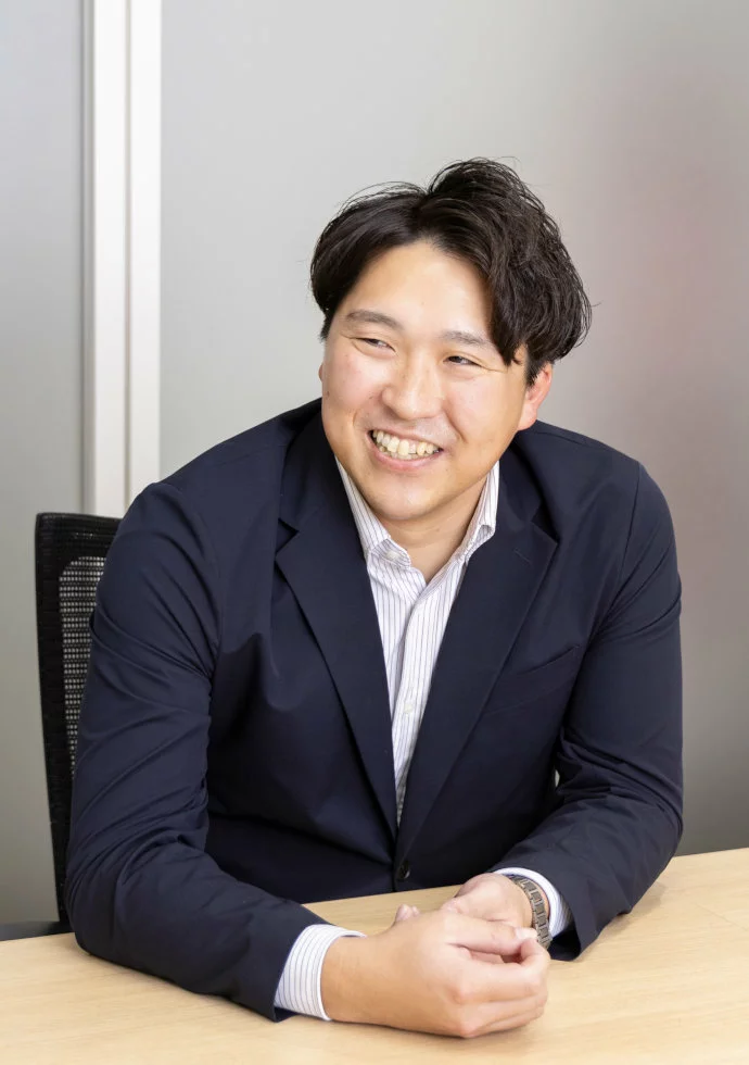野澤亮介 インタビュー風景