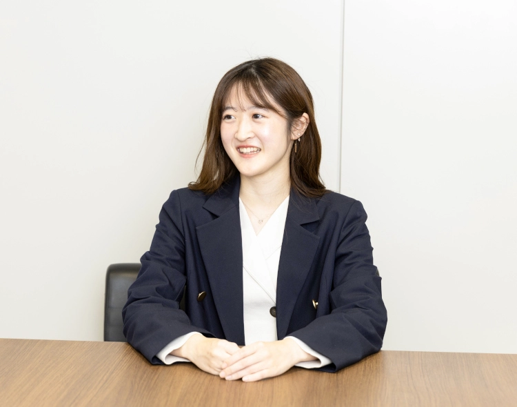 小村 真由さん